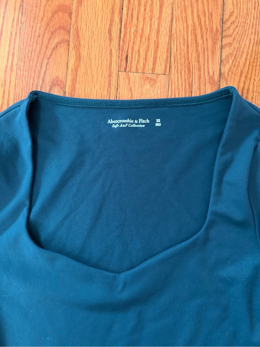 Abercrombie & Fitch teal bodysuit sweetheart neckline size XS - Picture 2 of 3